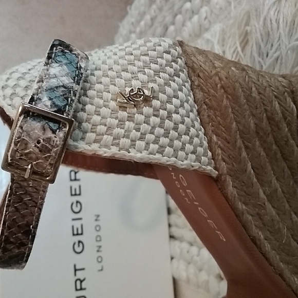 Kurt Geiger NIB Snakeprint Wedges 7.5 - Picture 8 of 10